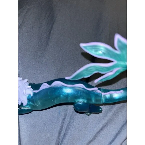 Disney Raya and the Last Dragon Sisu 7.5 Inch Tall Action Figure. Not Tested - Picture 5 of 5